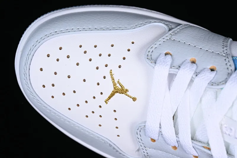All categories Air Jordan Jordan series basketball shoes Air Jordan 1 Low Z version Air Jordan 1 Low "Emerald Rise" AJ1 Joe 1 white and blue FN8899-131